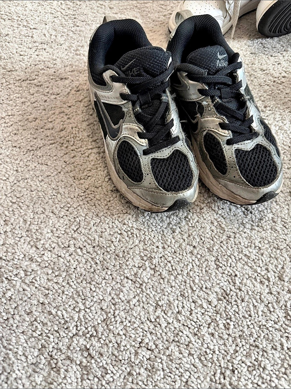 Nike Air Max Moto 2K Black & Gray Athletic Shoes
